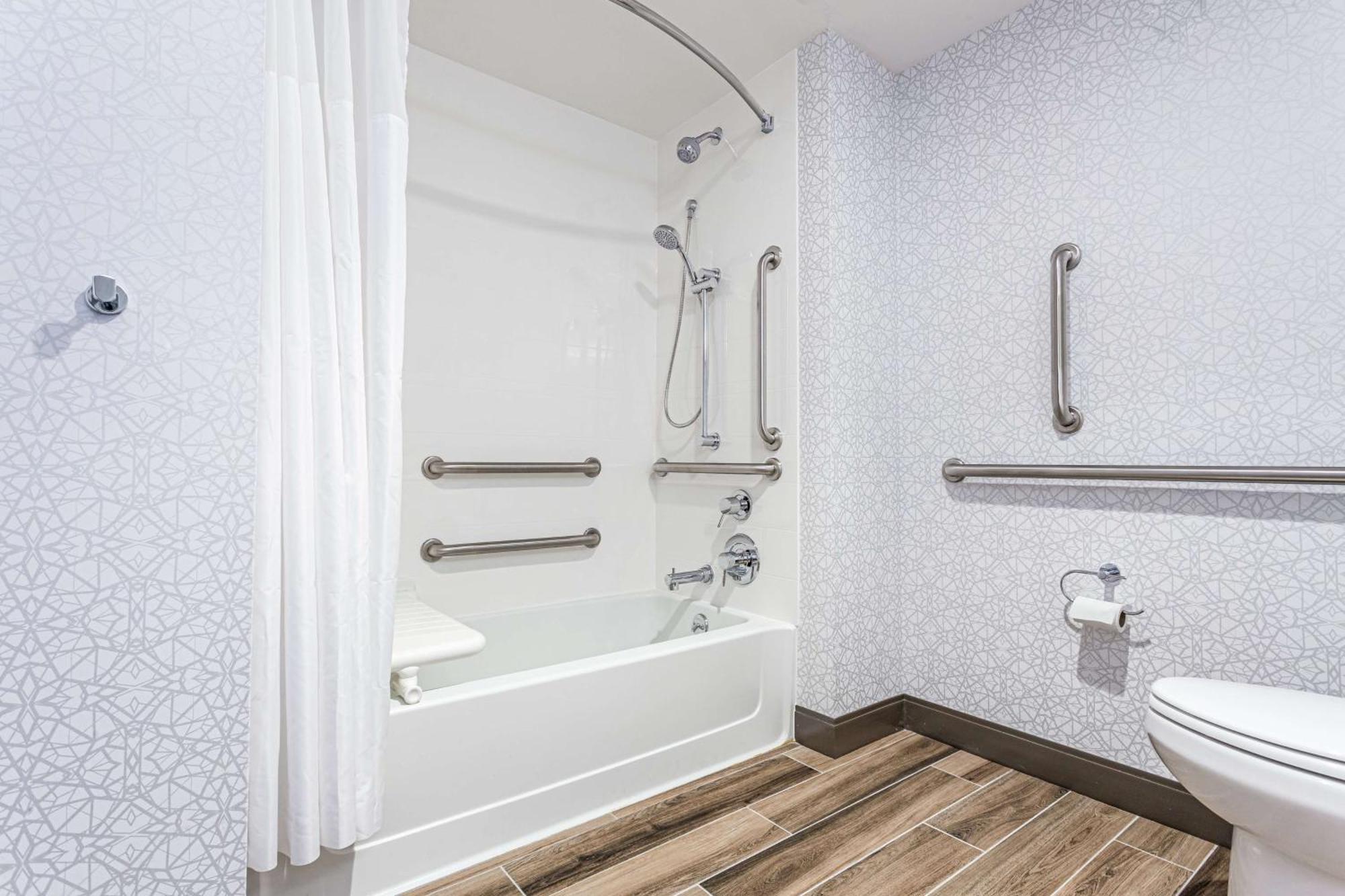 Hampton Inn & Suites Kittery-Portsmouth Ngoại thất bức ảnh