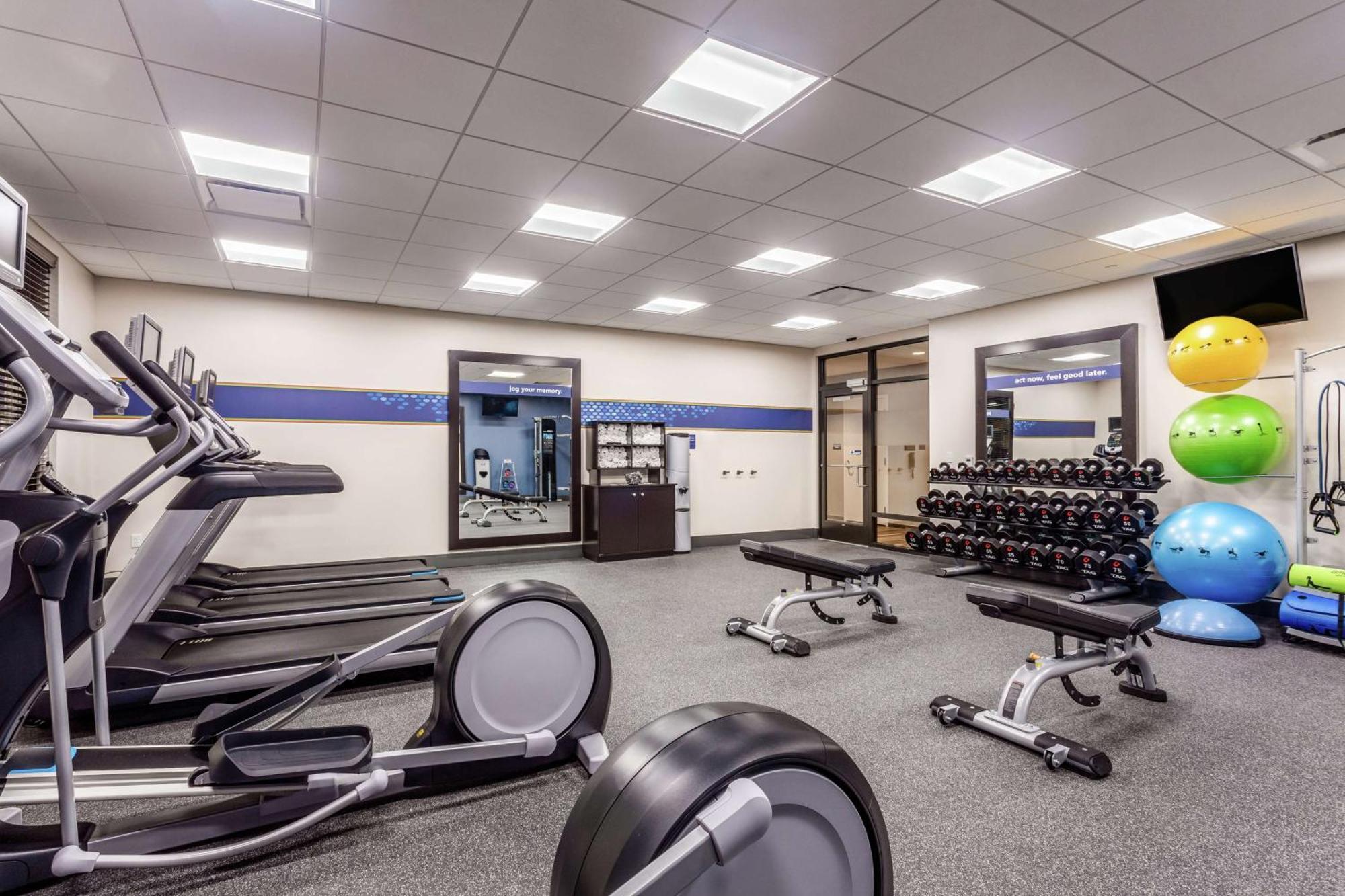 Hampton Inn & Suites Kittery-Portsmouth Ngoại thất bức ảnh